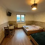 Couette-café Udany Ze Sniadaniem 3*