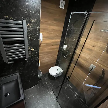 Udany Ze Sniadaniem 3*